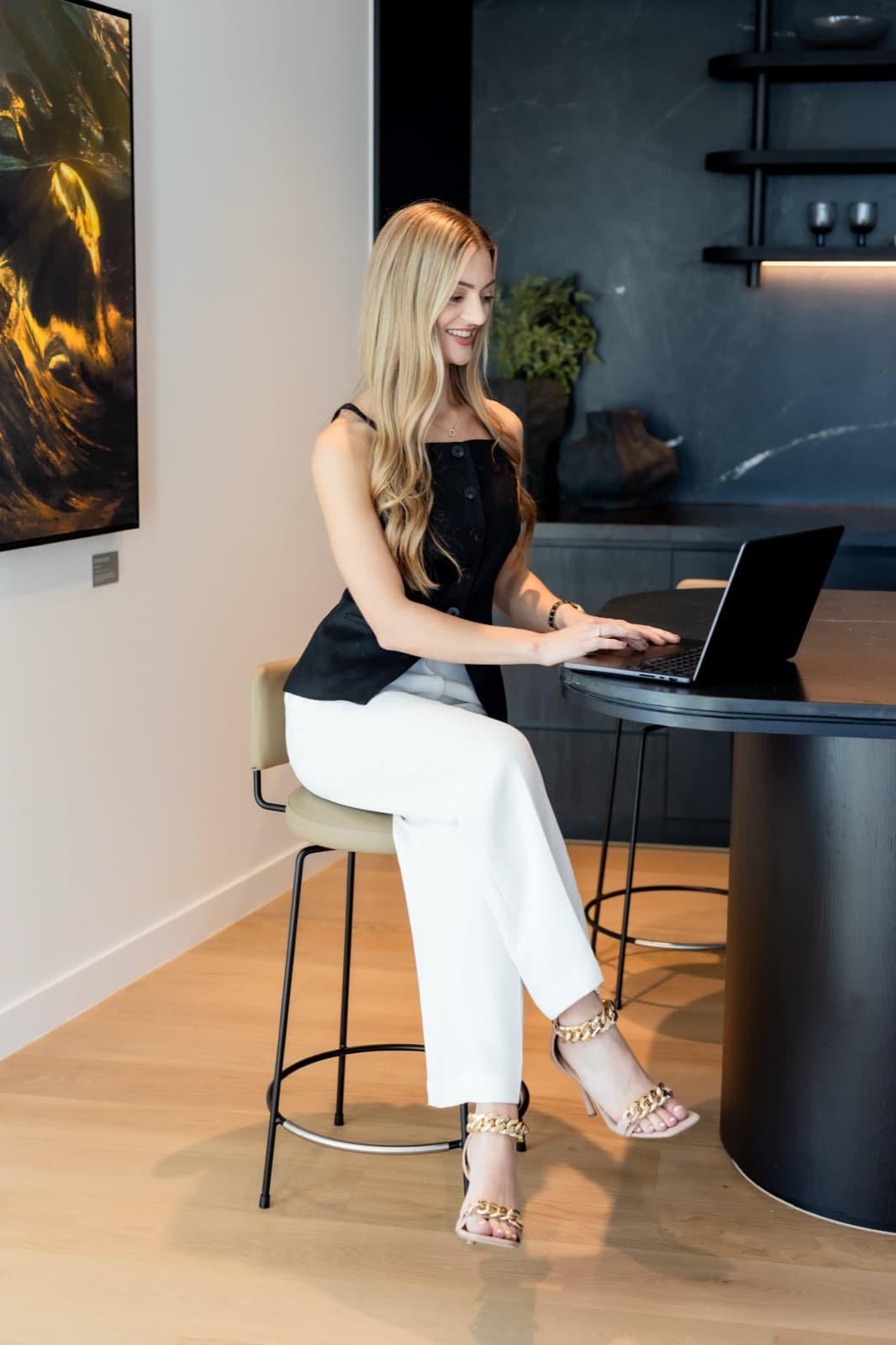 Rebecca Tickner, finance broker